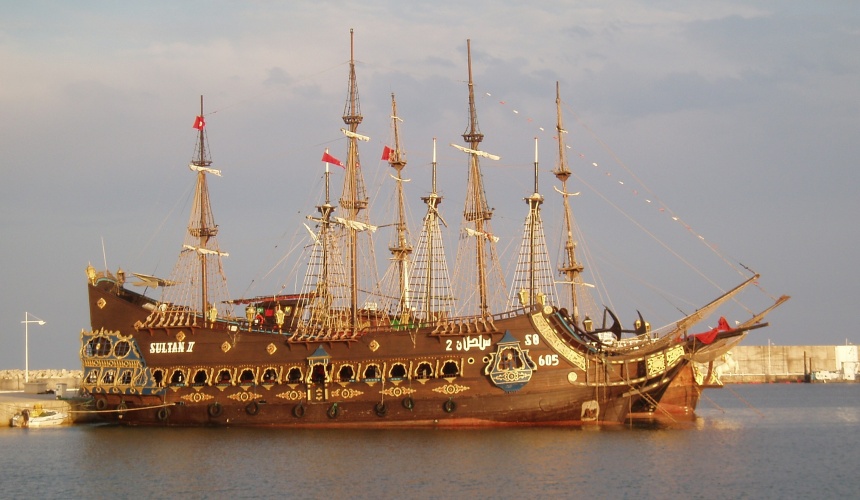 Za menej - Pirátska loď
