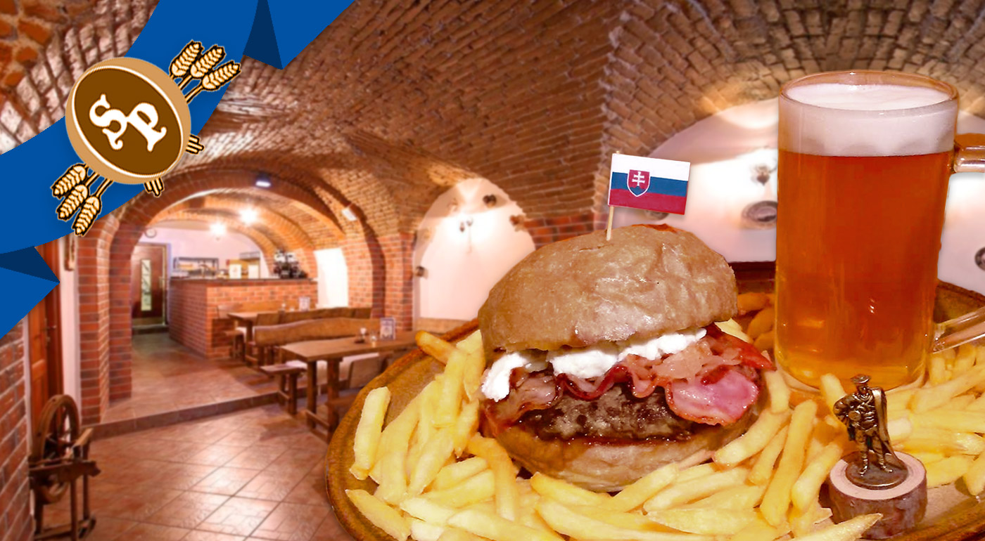 Domáci Jánošíkov hamburger v Staroslovienskej pivárni v centre Bratislavy