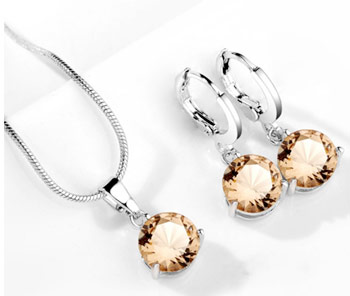 Elegantný  2-dielny set šperkov s brúsenými kryštálikmi -krémová