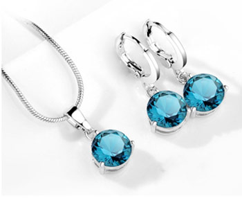 Elegantný  2-dielny set šperkov s brúsenými kryštálikmi - modrá