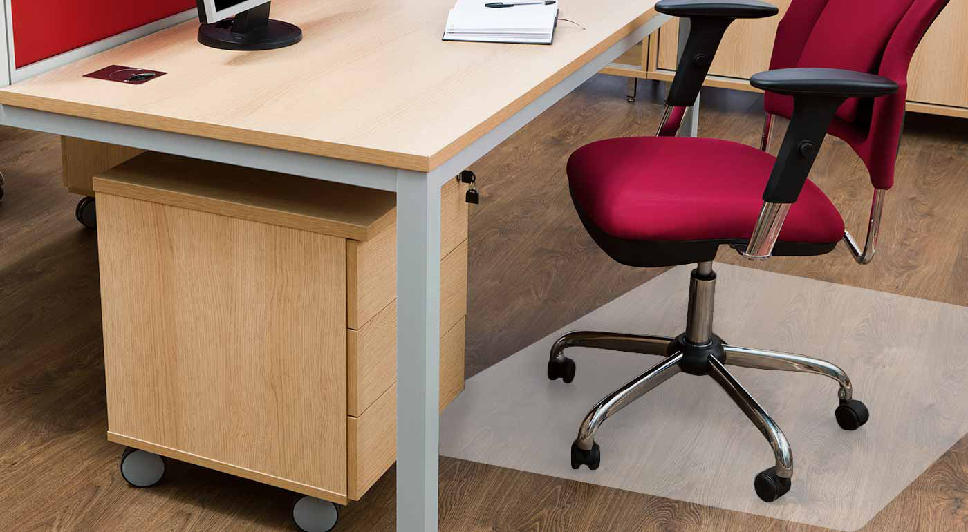 Zabráňte vzniku škrabancov - ochranná podložka pod kancelársku stoličku