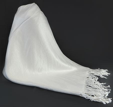 Pašmína (kašmírový šál) - farba biela so vzorom