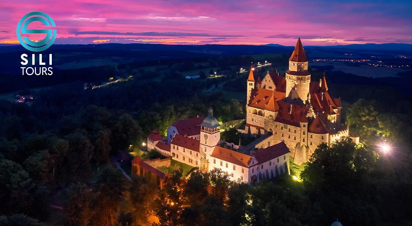 Jednodňový zájazd do Česka: rozprávkový hrad Bouzov s návštevou Olomouca