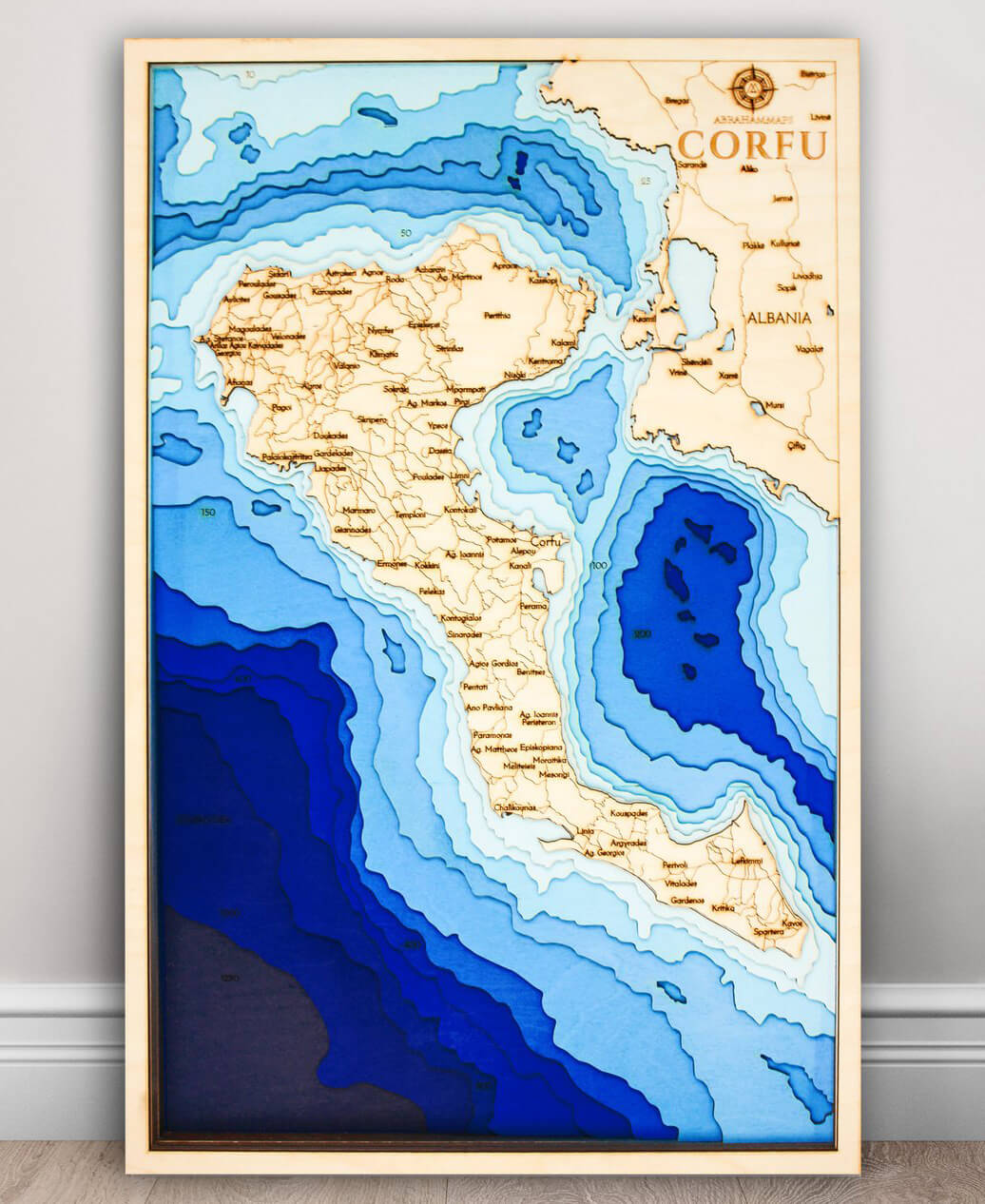 Drevená mapa Korfu (rozmer 60 x 38 cm)