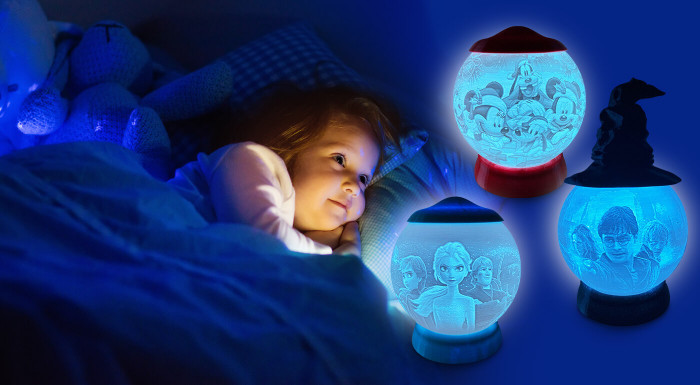 Fantastická 3D rozprávková lampička, ktorú chce mať v svojej izbičke každé dieťa. Vyberiete si lampu s motívom ľadovej kráľovnej, Harry Pottera, Labkovej Patroly alebo s iným rozprávkovým motívom?