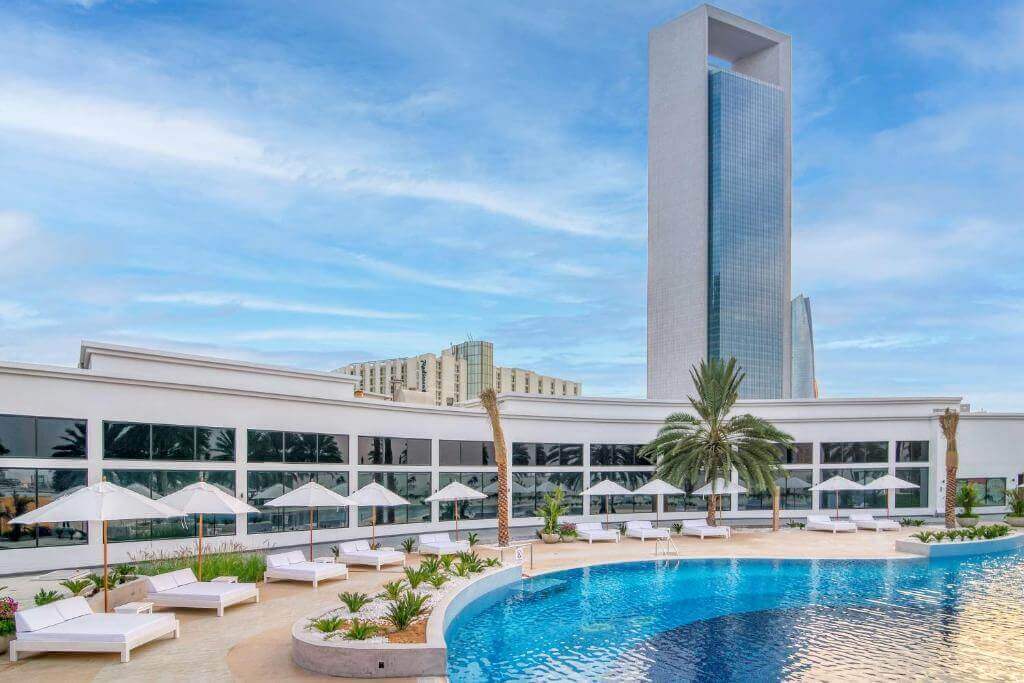 Abu Dhabi-5*Radisson Blu Abu Dhabi Corniche