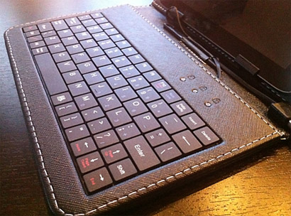 Obal na tablet s klávesnicou