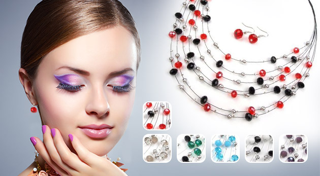 Trendy sada šperkov s náušnicami a náhrdelníkom s brúsenými korálikmi