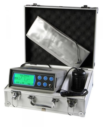Detoxikačný prístroj s 5 modulmi a náramkom, cievkou, infračerveným opaskom a kufríkom