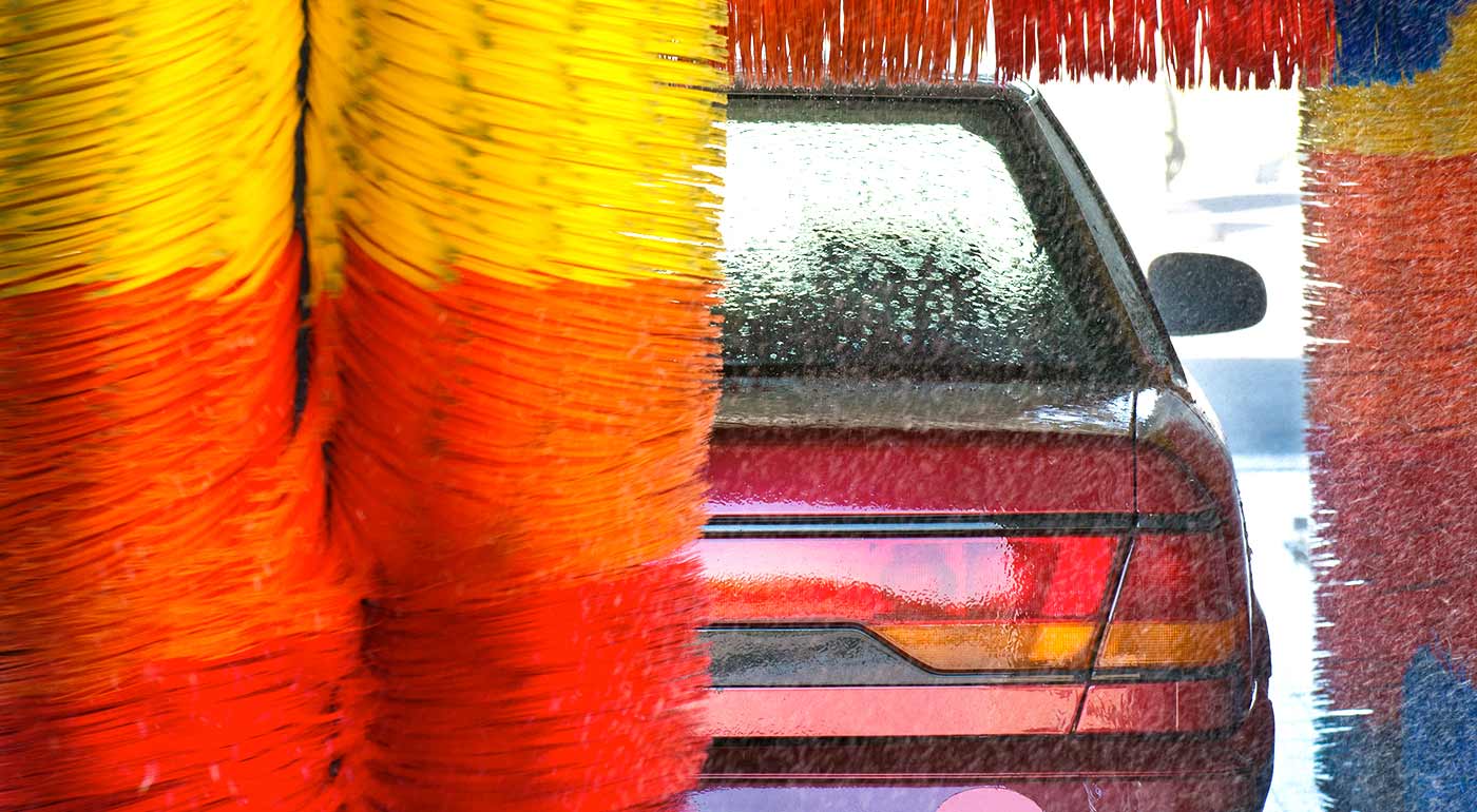 Umytie auta s aktívnou penou a voskovaním v Košiciach!